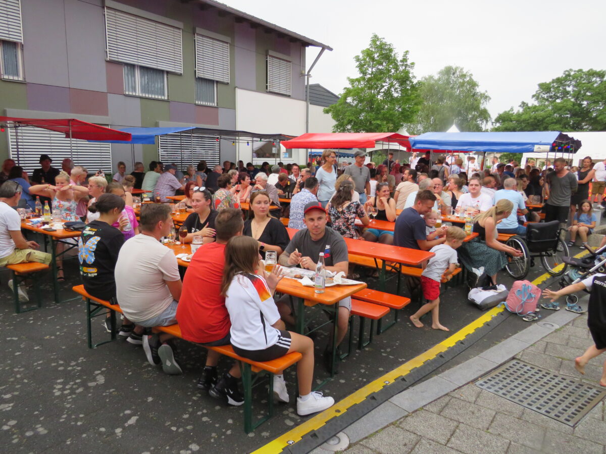 Altenstadt/WN  feiert 10. Rathausfest