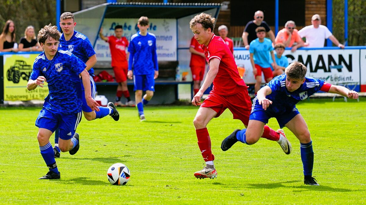 Messe-Cup in Etzenricht: Fußball trifft Ausbildungsplatzangebote