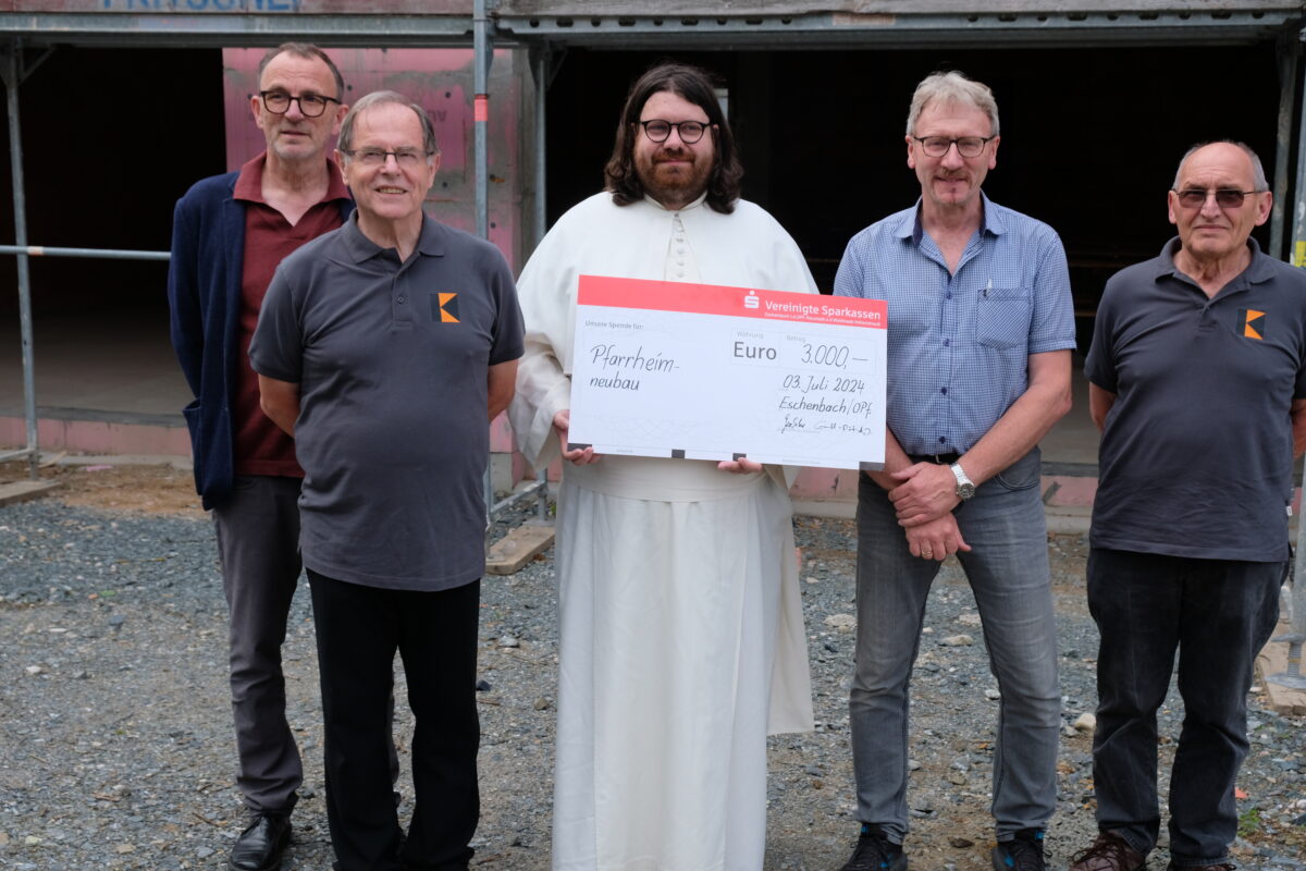 Eschenbachs große Geste für neues Pfarrheim