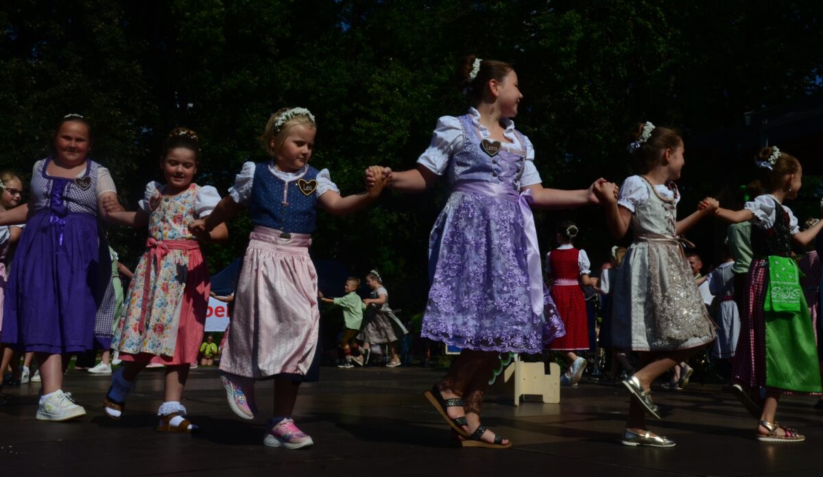 Gstanzln und Landler bei der großen Sommerserenade der Volksmusik