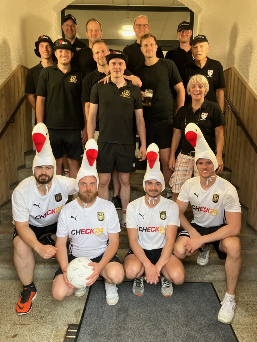 Jubiläumsfeier in Pressath mit Menschenkicker-Highlight