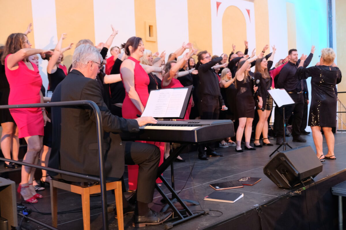 "Singing Witt" begeistert in Speinshart mit Vielfalt