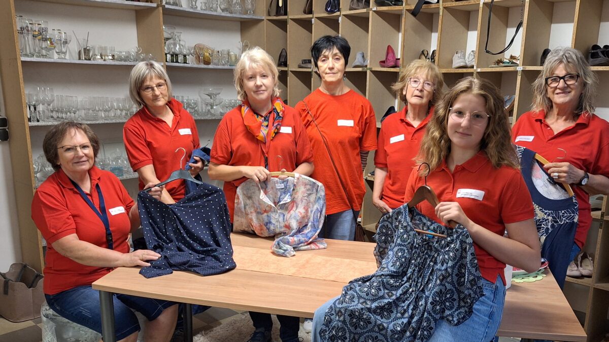 Pfiffig &amp; nachhaltig: Sommerschlussverkauf in der Kleiderkammer