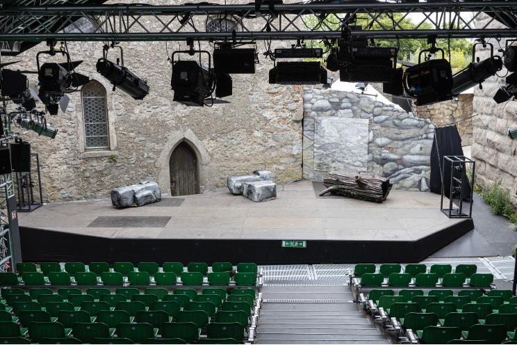 Landestheater Oberpfalz stellt Betrieb ein: Mitarbeiter gekündigt