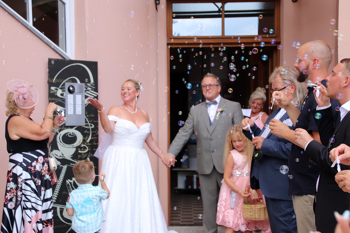 Yvonne und Peter Gradl sagen „Ja“ im Alten Vermessungsamt
