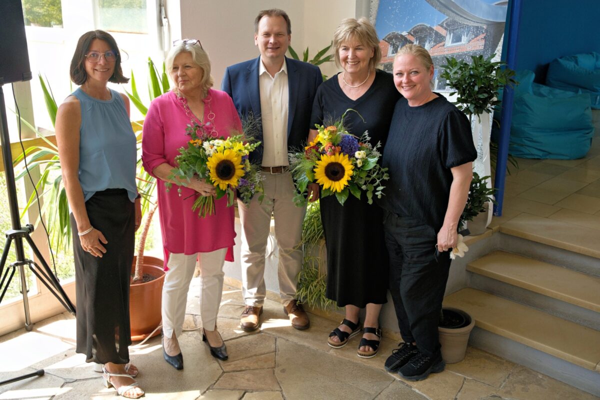 Emotionale Verabschiedung zweier Lehrerinnen in Speichersdorf