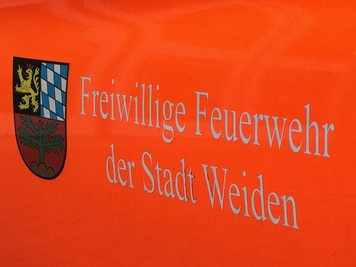 Ferienausschuss der Stadt Weiden: Feuerwehr darf sich freuen