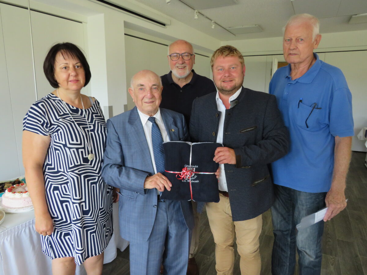 Hubert Winter feiert 90. Geburtstag