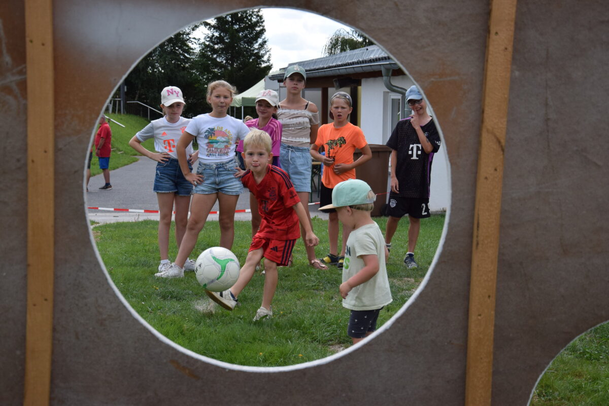 Waldthurner Bayernfans gestalten Feriennachmittag