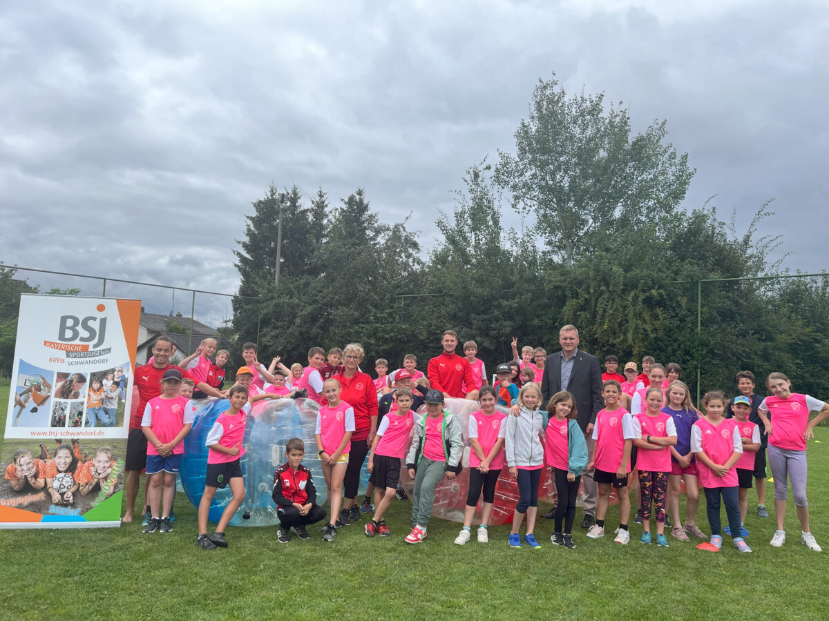 Sport &amp; Fun Camp: Bewegung und Spaß für Kinder