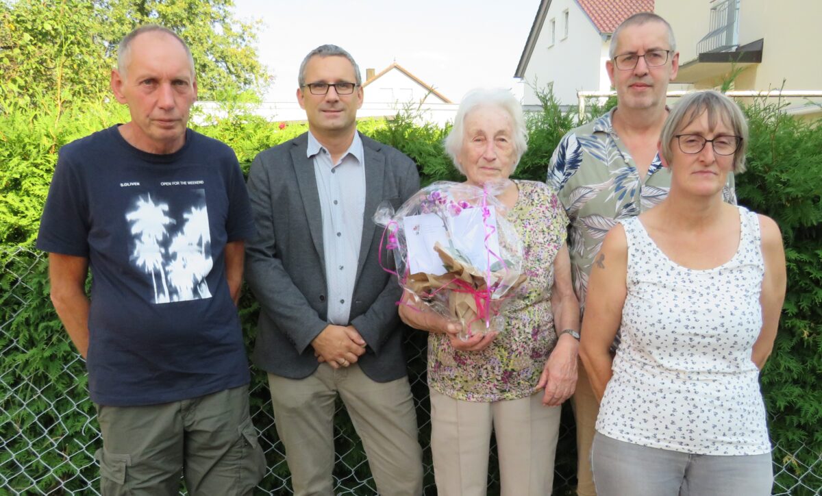 Rosemarie Lugert feiert 90. Geburtstag