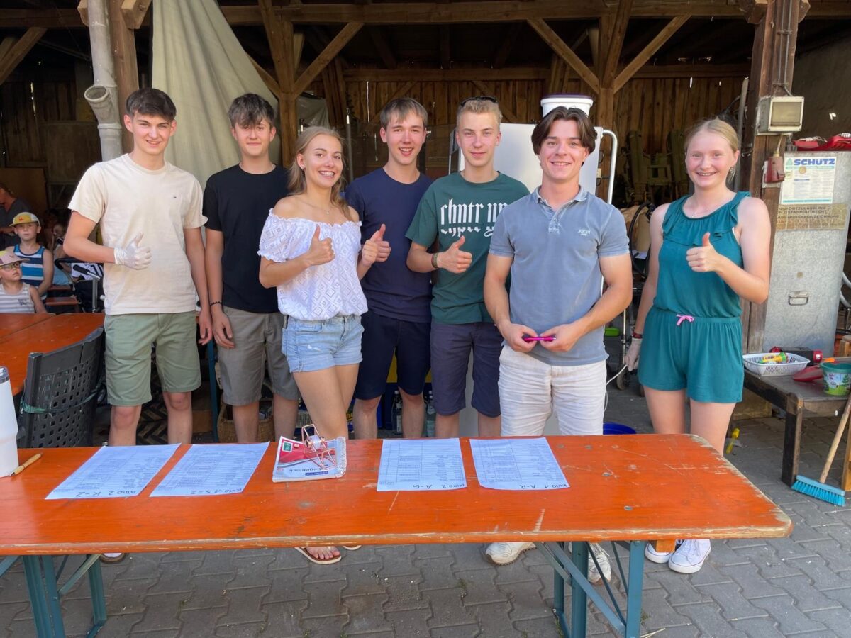 JU Pirk begeistert mit Freiluftkino für Kinder