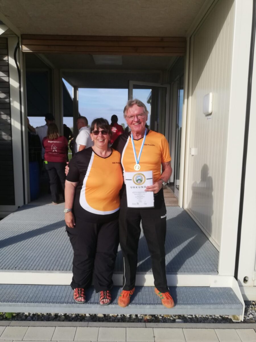 Hubert Schulze holt erneut Meistertitel im Bogenschießen