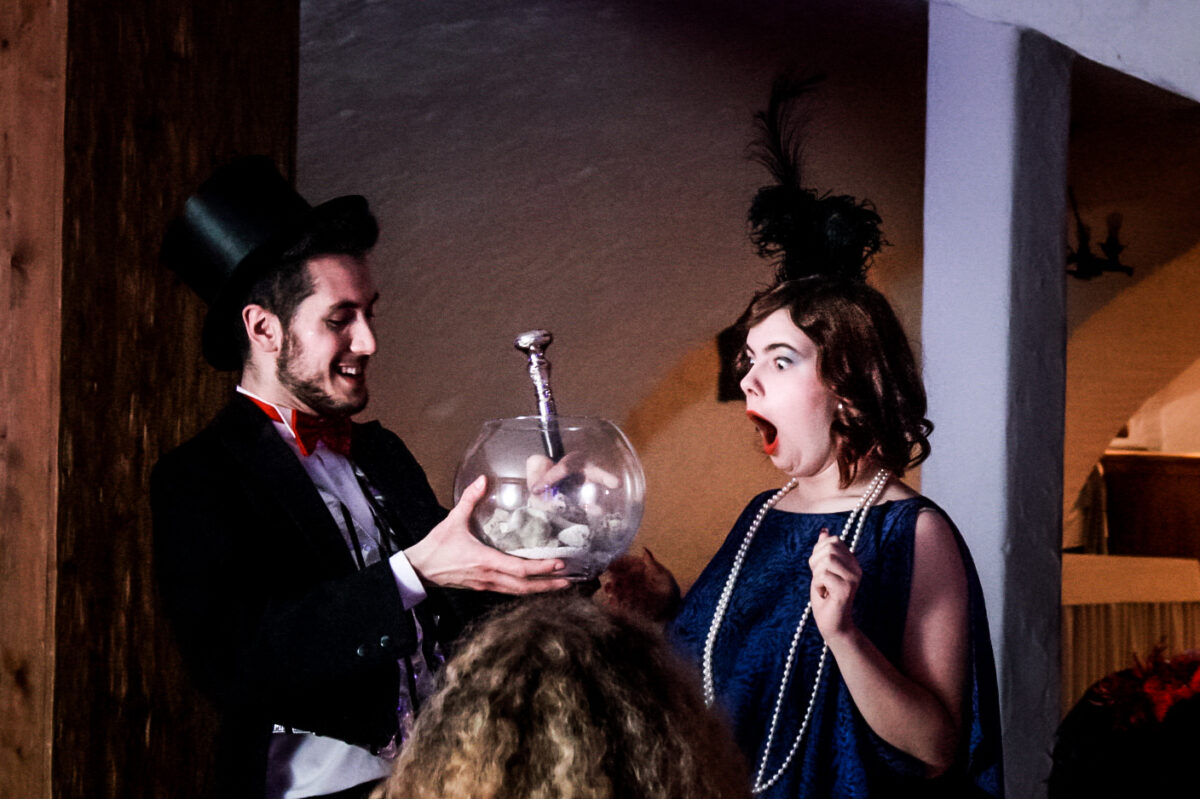 Krimi-Dinner "Blutgräfin" von Ovigo: Vorverkauf startet sensationell