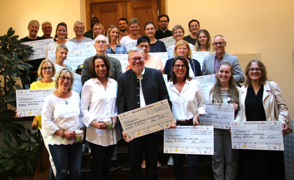 Amberger Verein spendet 20.000 Euro an soziale Einrichtungen