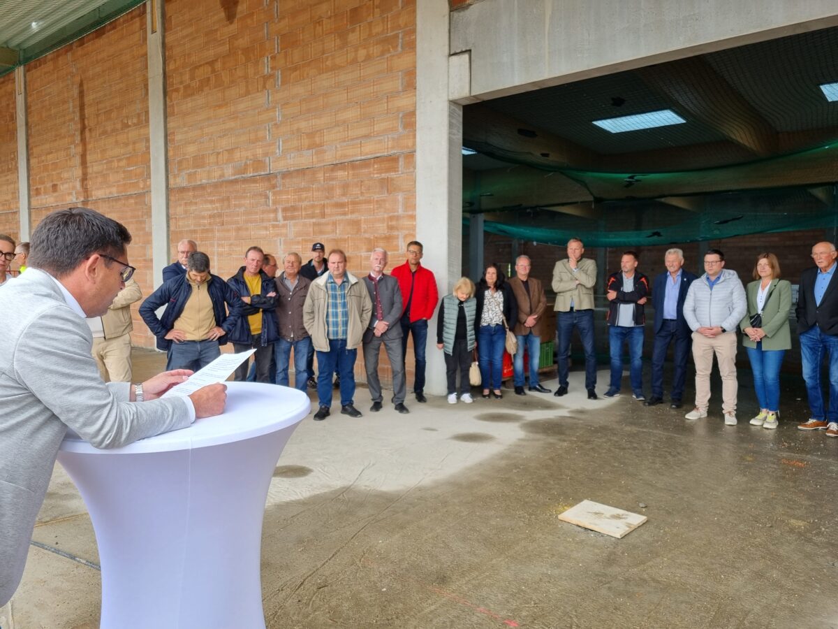 Maxhütte-Haidhof feiert Richtfest für REWE und Lidl