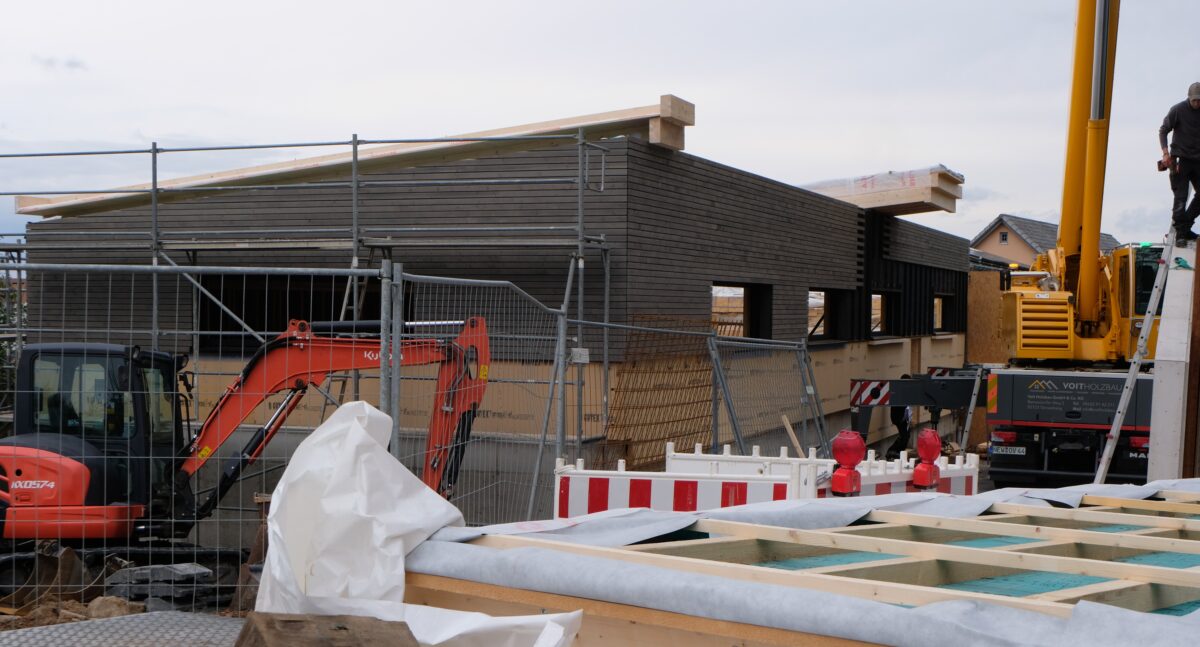 Wandel in Floß: Vom Gasthaus zum MediFit Neubau