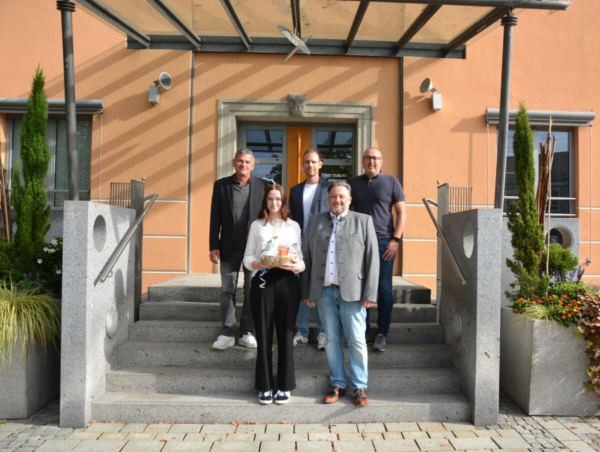 Neue Auszubildende in Teublitz begrüßt