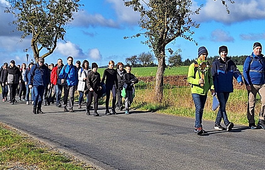 Fußwallfahrt von Schirmitz zum Fahrenberg gefeiert