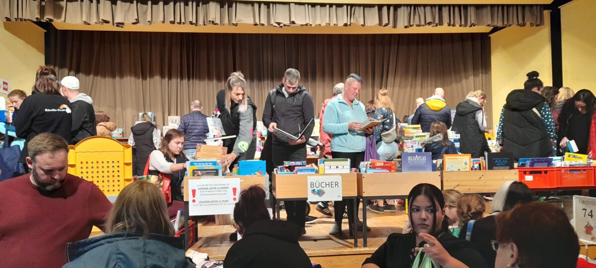 Großer Andrang beim Kindersachenflohmarkt in Grafenwöhr