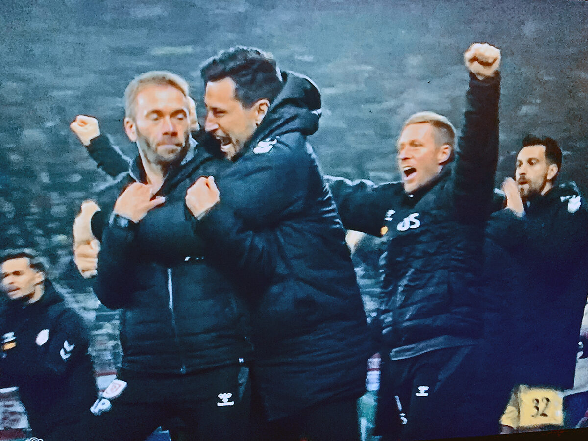 Jahn im DFB-Pokal-Achtelfinale: Regensburg ringt Fürth zu zehnt nieder