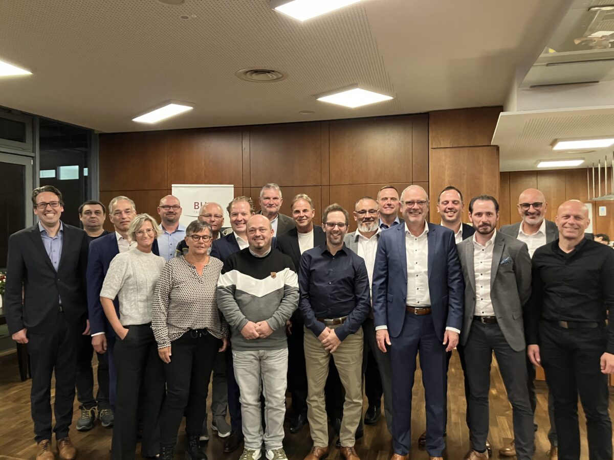 Berufsleben dem Porzellan gewidmet: BHS tabletop ehrt treue Mitarbeiter in Weiden