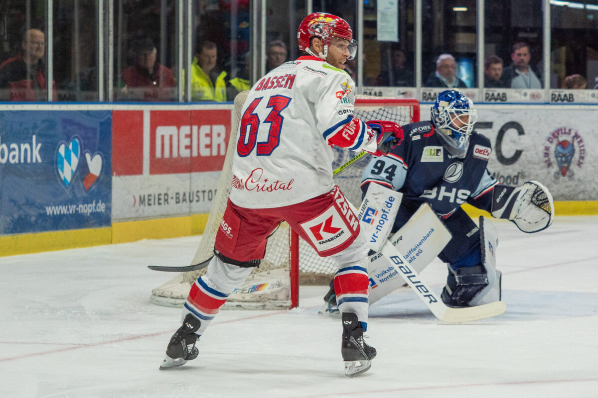 Blue Devils verpassen zweiten Derbysieg vor ausverkauftem Haus