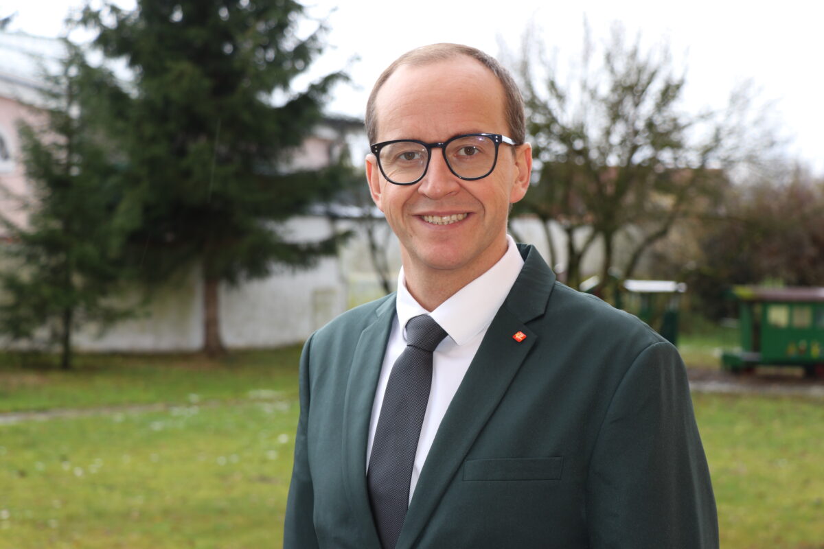 Salzburger Autor spricht in Weiden über Kirche und Bildung