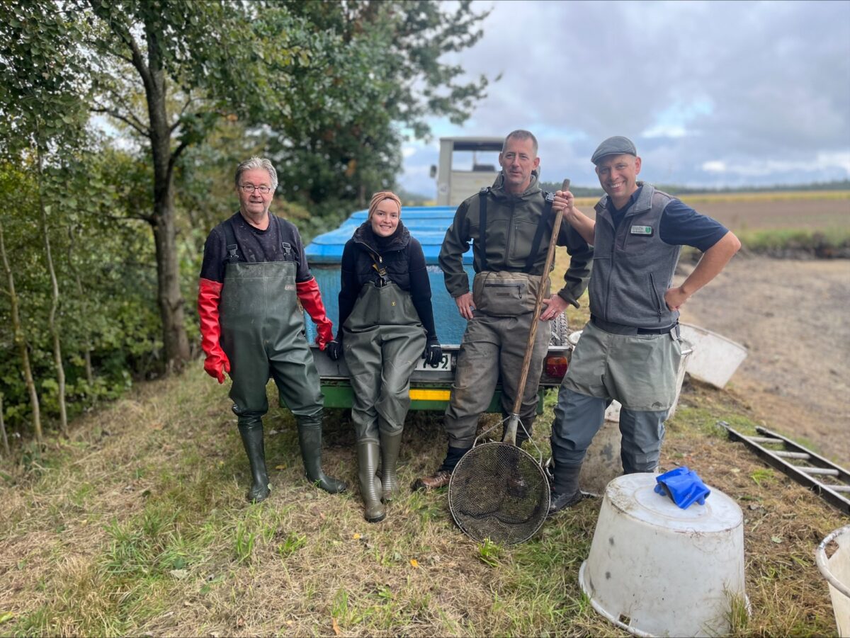 Schweizer Fischer zu Gast im Land der 1000 Teiche