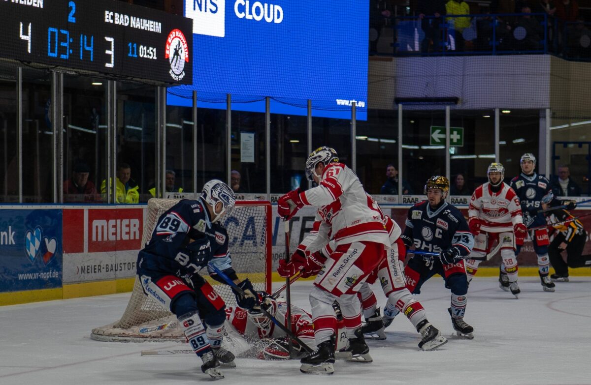 Unglaubliche Blue Devils gewinnen verrücktes Spiel mit Siegtreffer 0,9 Sekunden vor Schluss