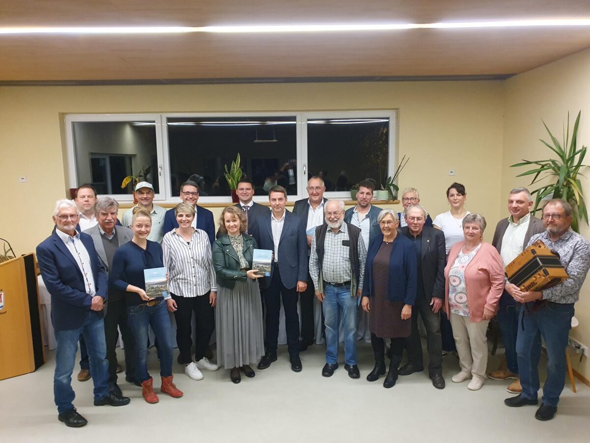 Neuer Schwandorfer Jahresband mit Kalender jetzt erhältlich