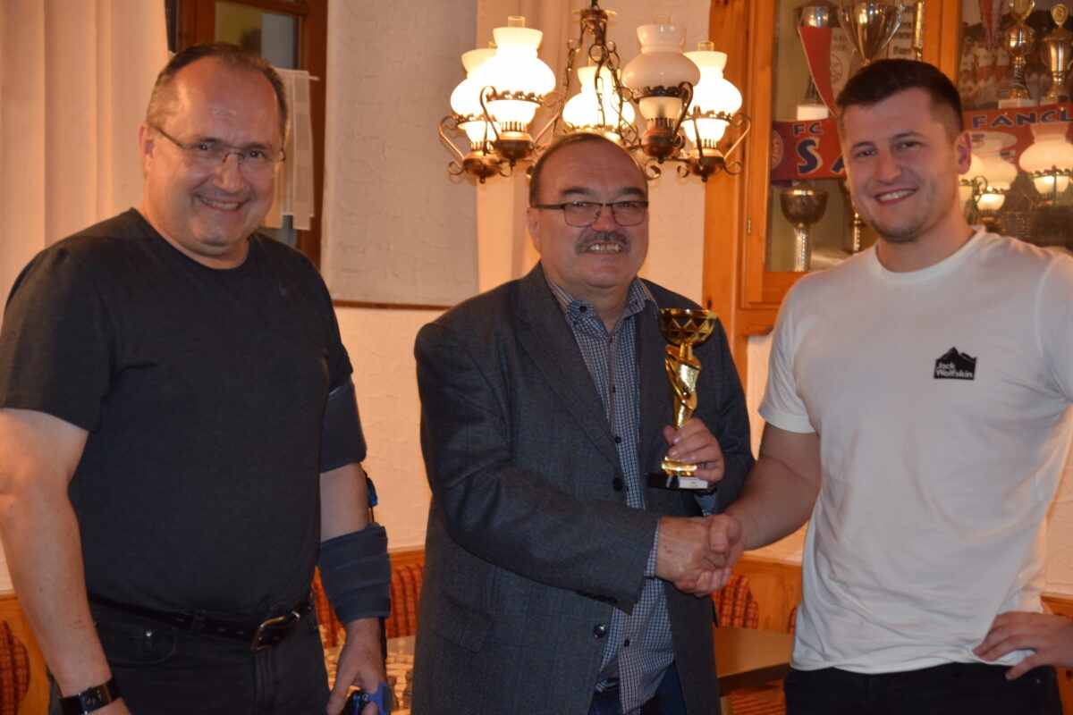 Erste Schachmeisterschaft in Tännesberg