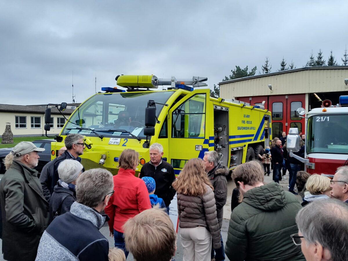 CSU-Mitglieder erkunden Truppenübungsplatz Grafenwöhr