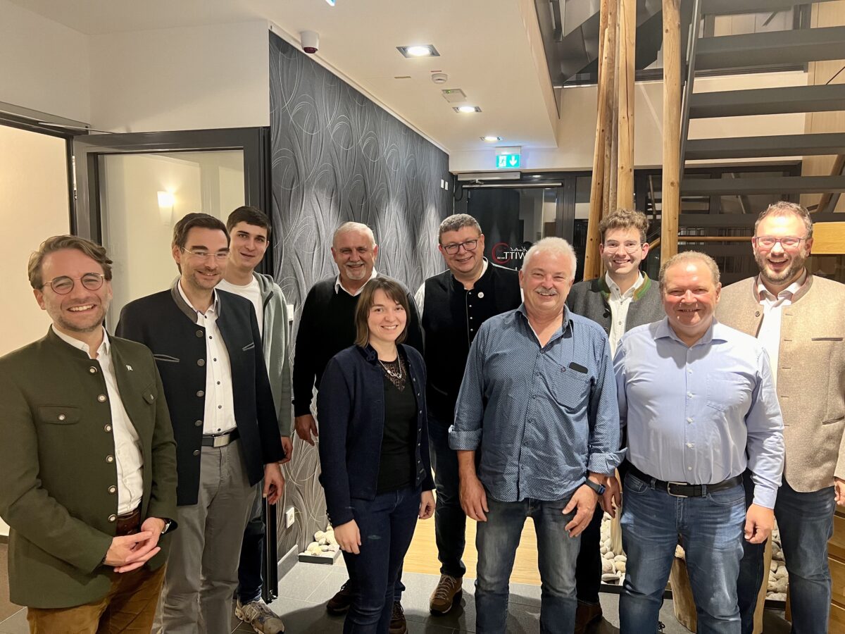 CSU Weiherhammer ehrt langjährige Mitglieder