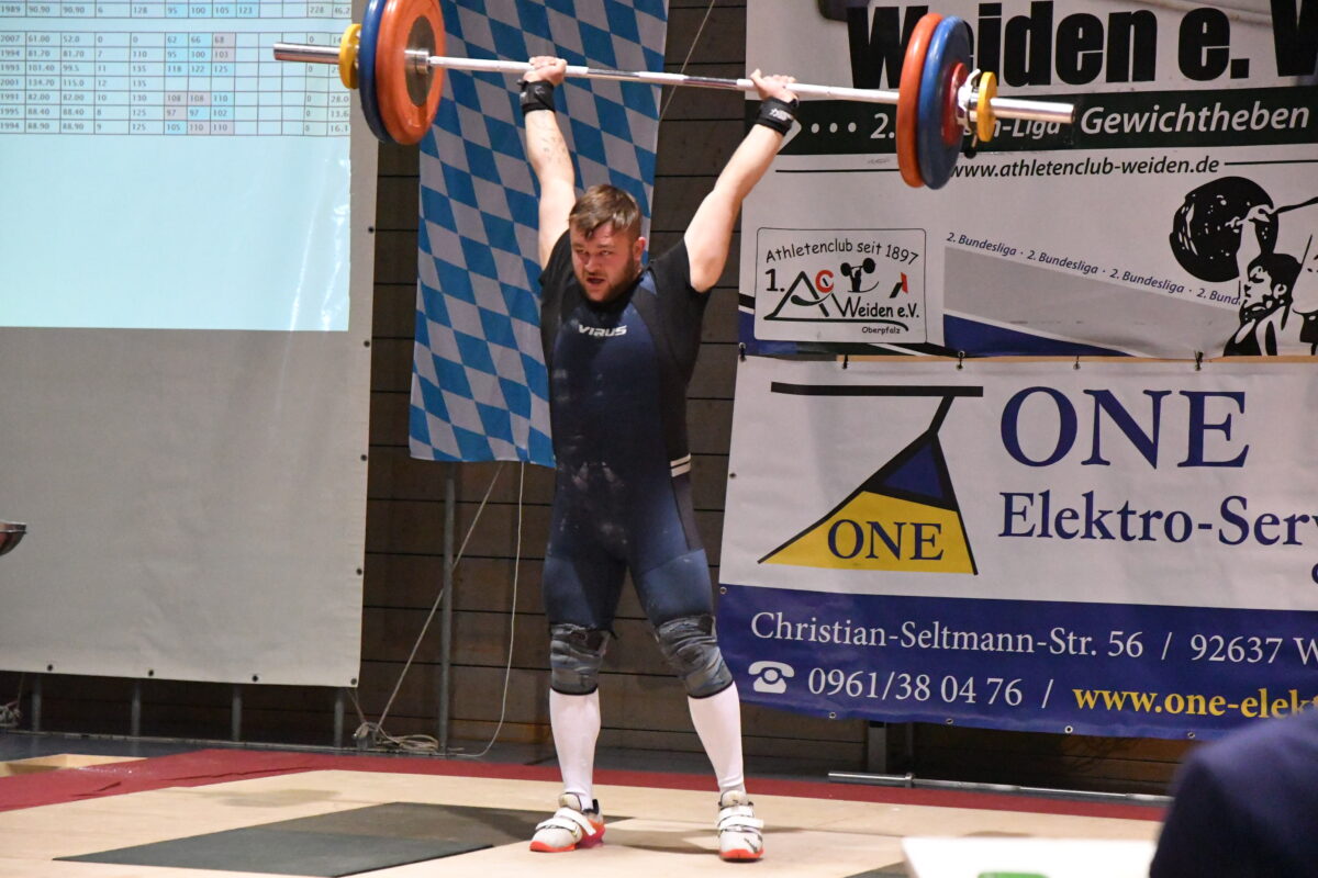 Publikumsliebling Ludwig Karl begeisterte die Gewichtheber-Fans