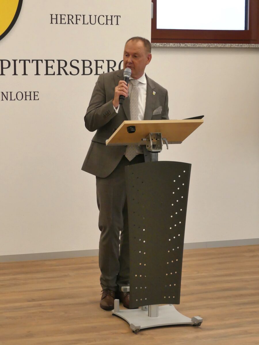 Ebermannsdorf feiert Rathaus und Kita-Einweihung