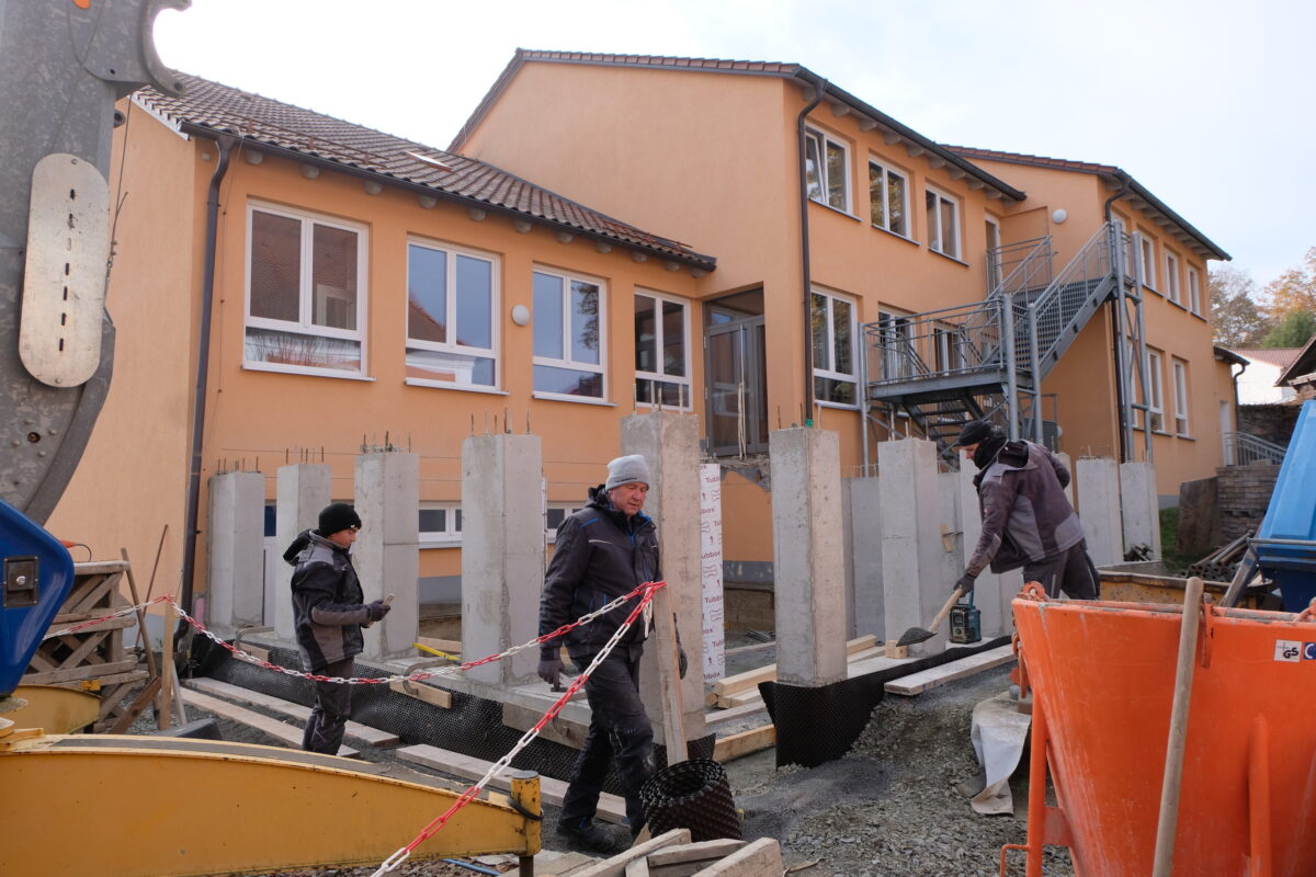 Erweiterung des Kindergartens "Unterm Regenbogen" schreitet voran