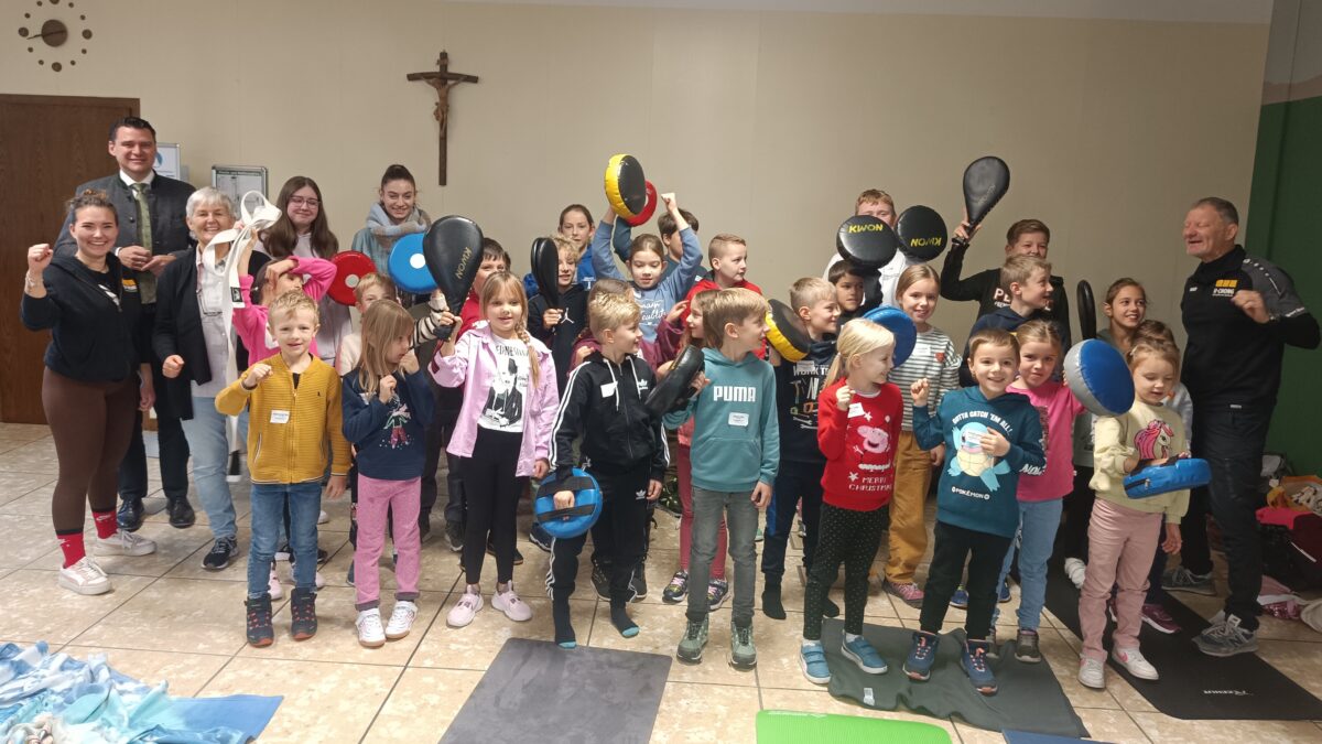 Kindermitbringtag fördert Familienfreundlichkeit in Schwandorf