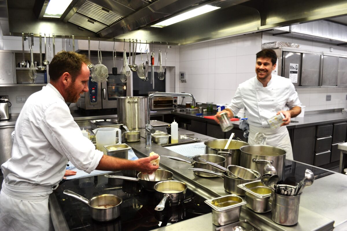 Bewusst, nachhaltig und ehrlich genießen in Adrian Kuhlemanns Fischerstüberl