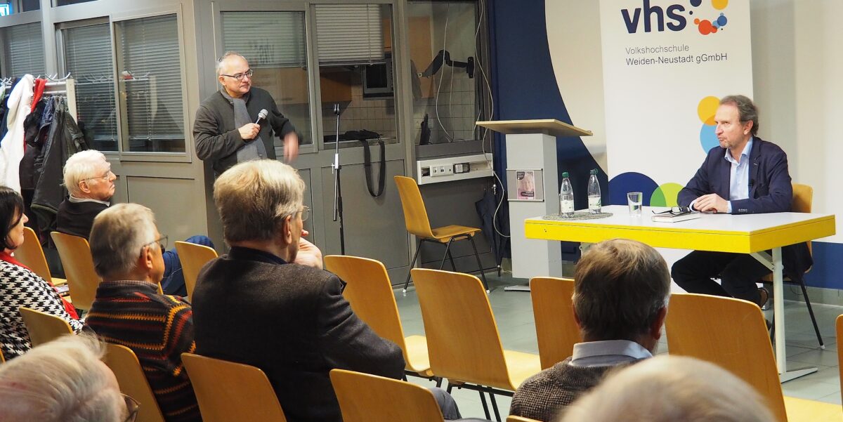 Lohses Merkel-Kritik: Balanceakt zwischen Lob und Tadel