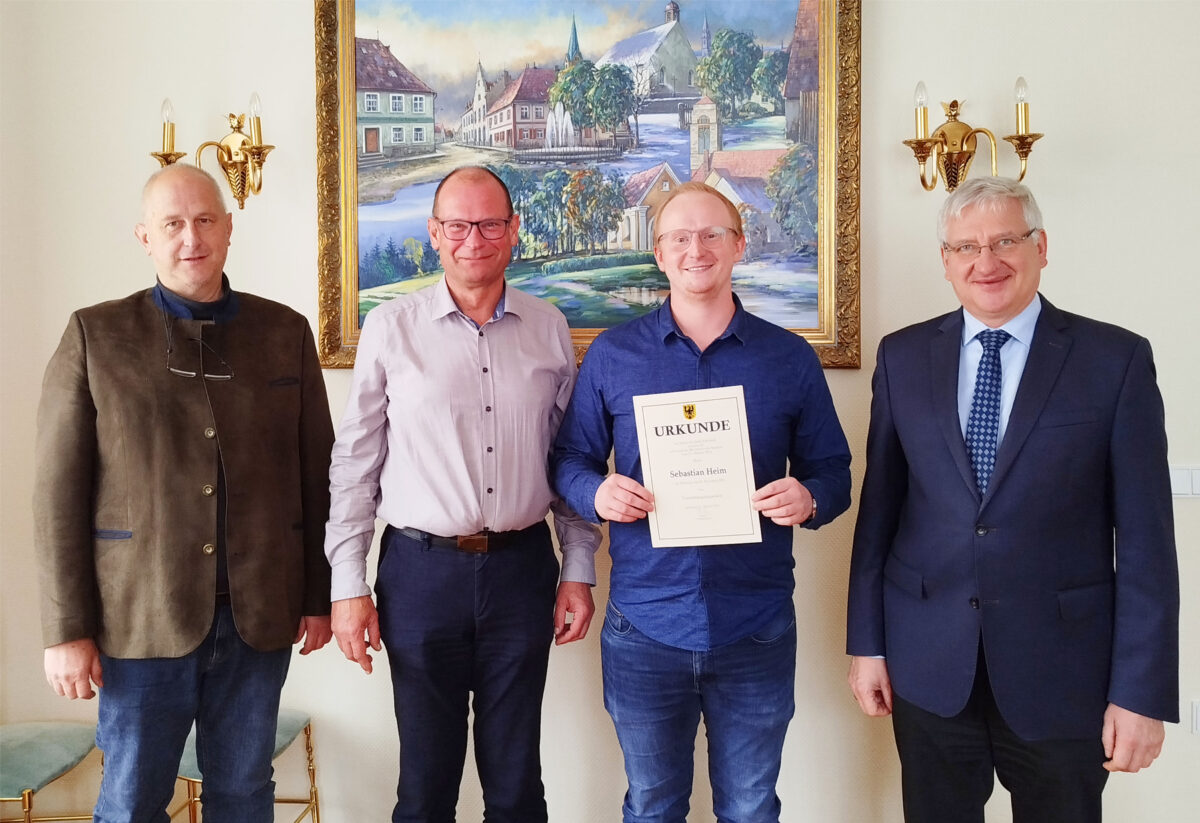 Sebastian Heim zum Verwaltungsinspektor in Erbendorf befördert