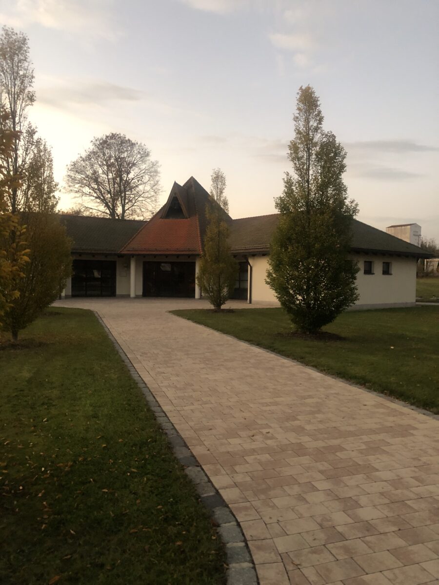 Selbsthilfe Mantel: eine Million Euro für Hinterbliebene