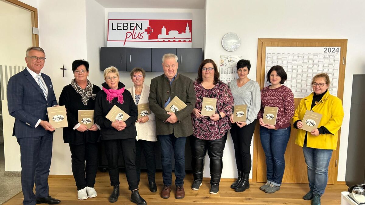 Tirschenreuth: Neues Buch taucht in Stadtgeschichte ein