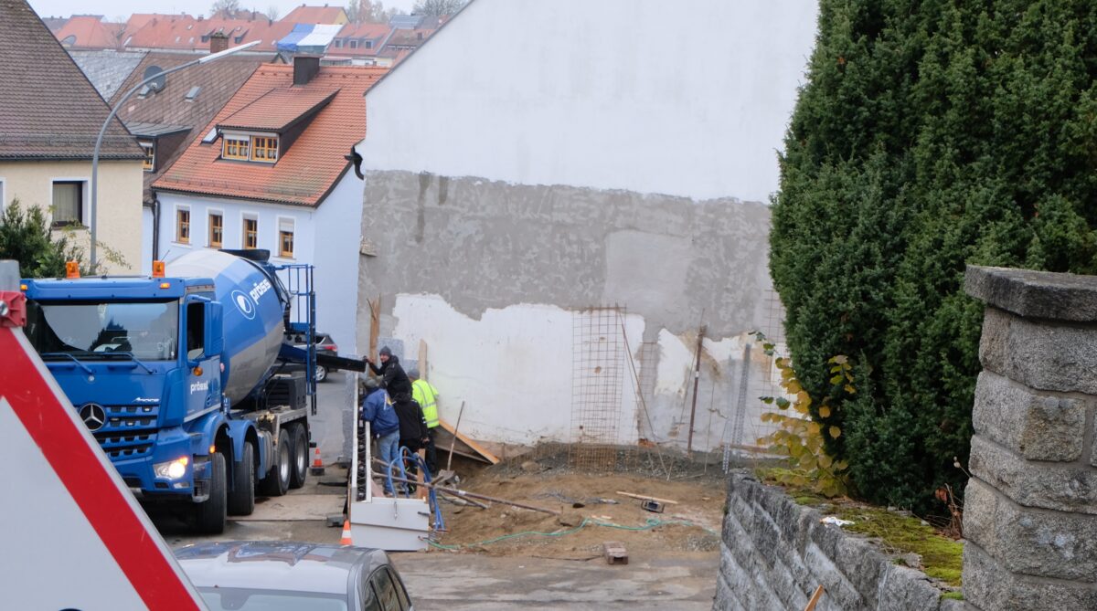 Verschönerung in Floß durch Schließen einer Baulücke