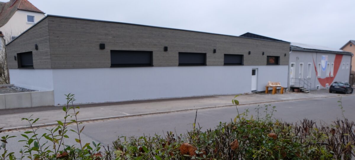 Von Gasthof zu MediFit: Floß schreibt Geschichte