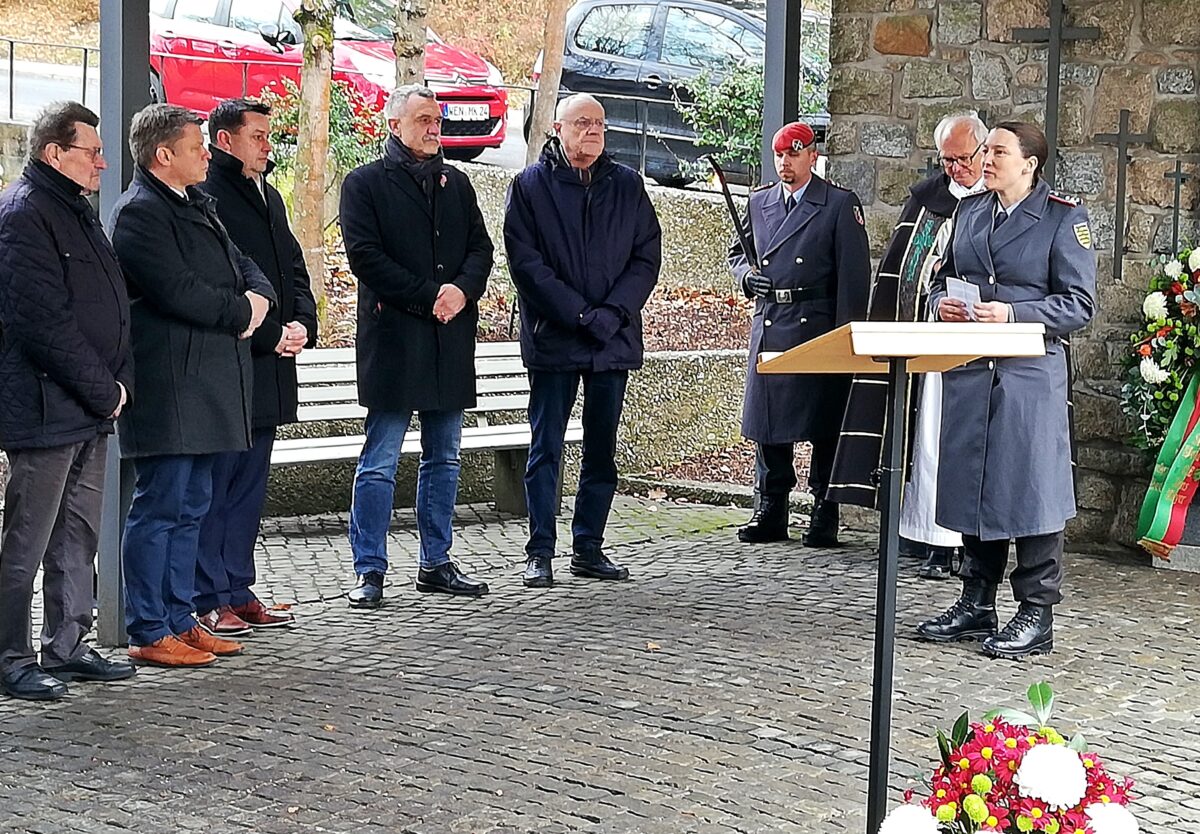 Weiden West gedenkt am Totensonntag der Gefallenen