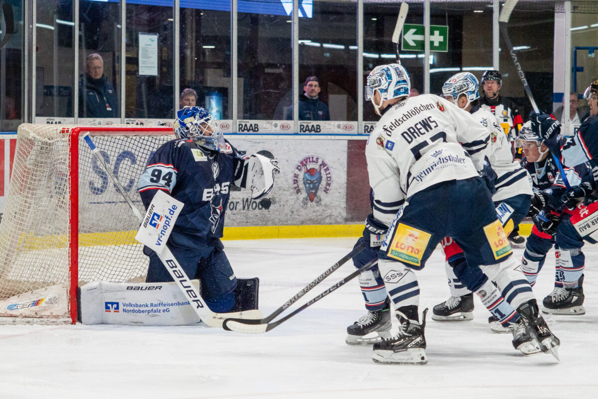 Blue Devils liefern dem haushohen Favoriten Dresden einen aufopferungsvollen Kampf