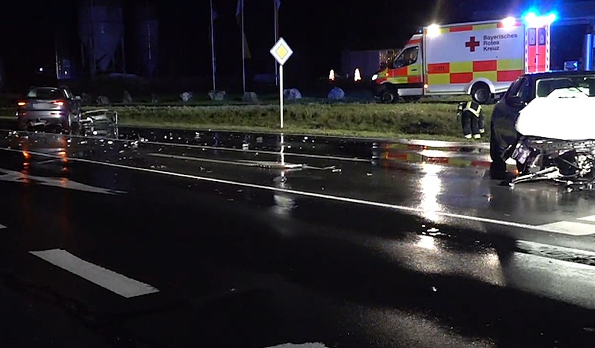 Schwerer Verkehrsunfall mit Verletzten