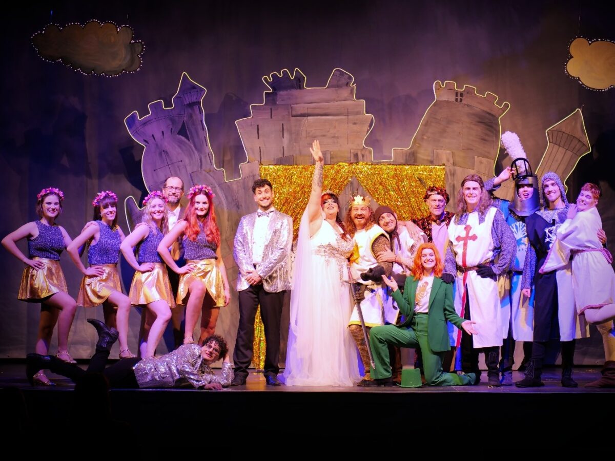 Programm 2025: OVIGO mit neuen Musik-Formaten, Impro-Shows und Hamlet für zwei