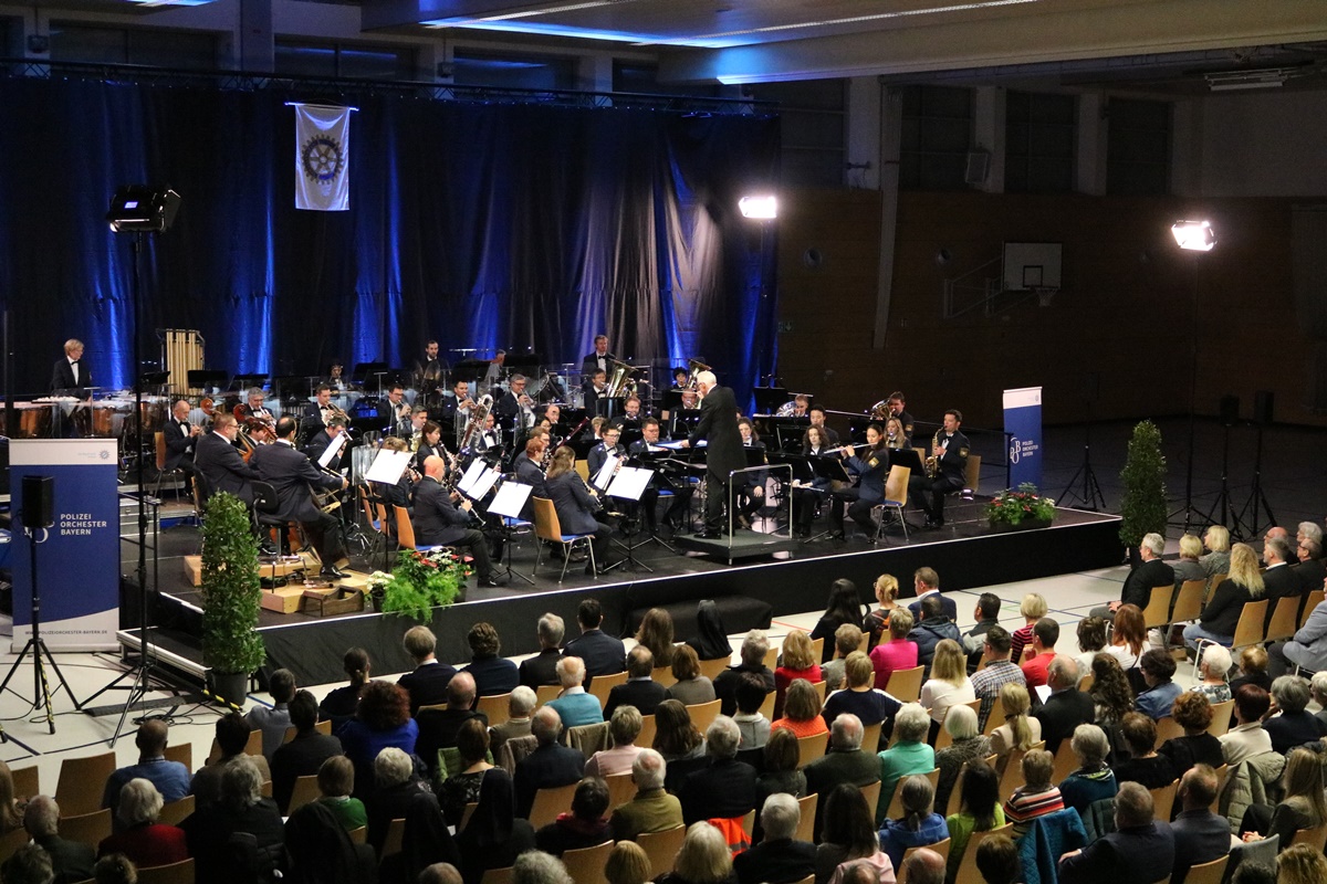 The Magic of Rotary – Benefizkonzert spielt 8.000 € für gute Zwecke ein